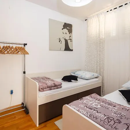 アパート マキ エクスクルーシブ *