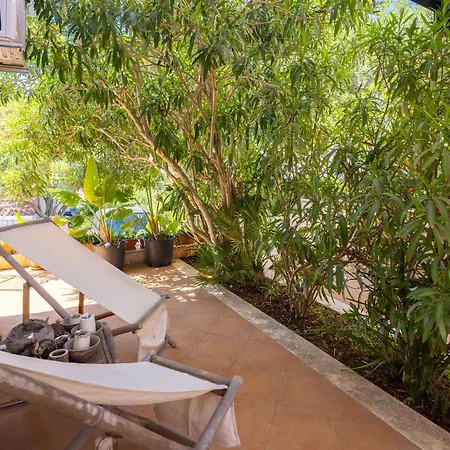 アパート マキ エクスクルーシブ